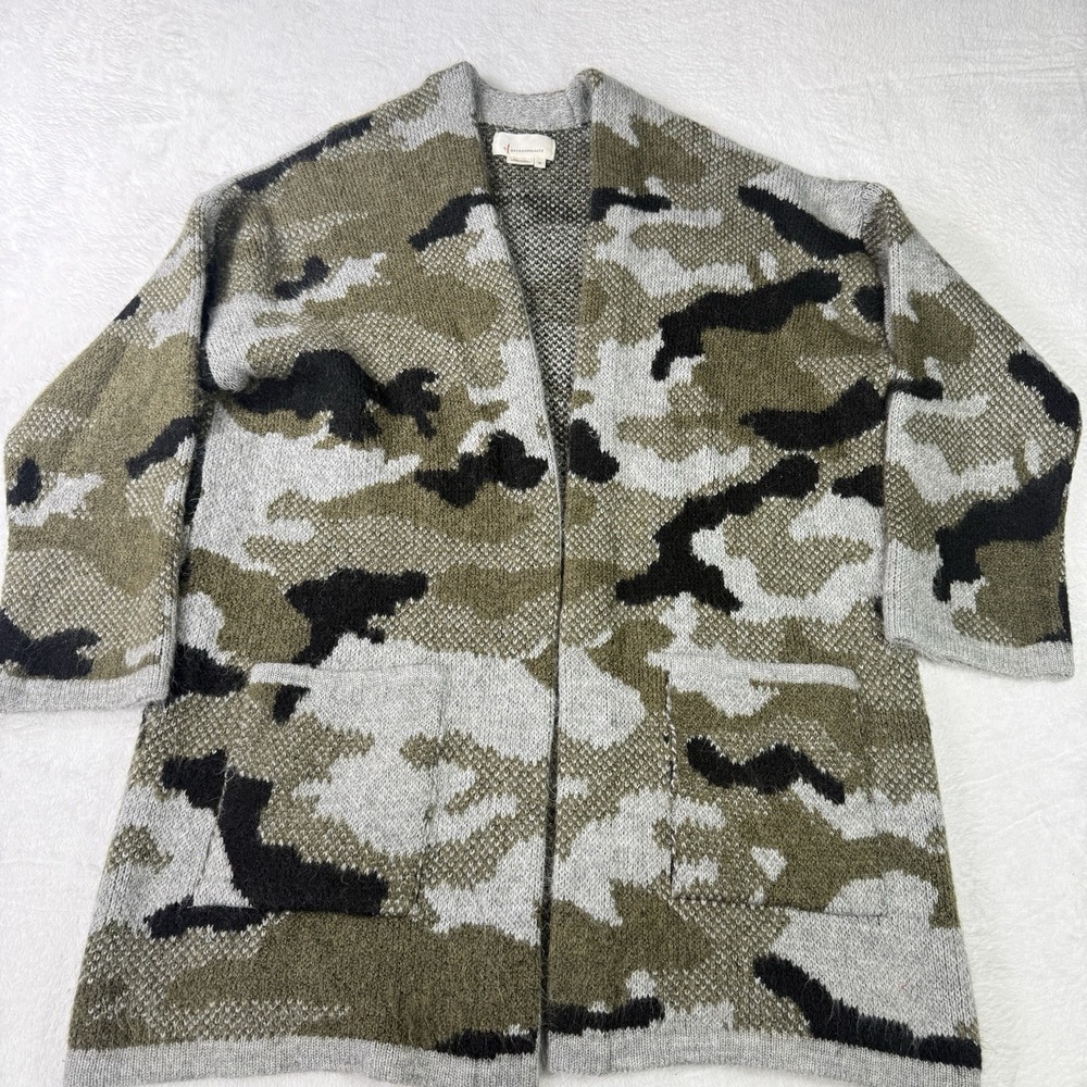 Anthropologie Cardigan M Green Camo Oversized Open Front Thick Warm Soft Cozy
